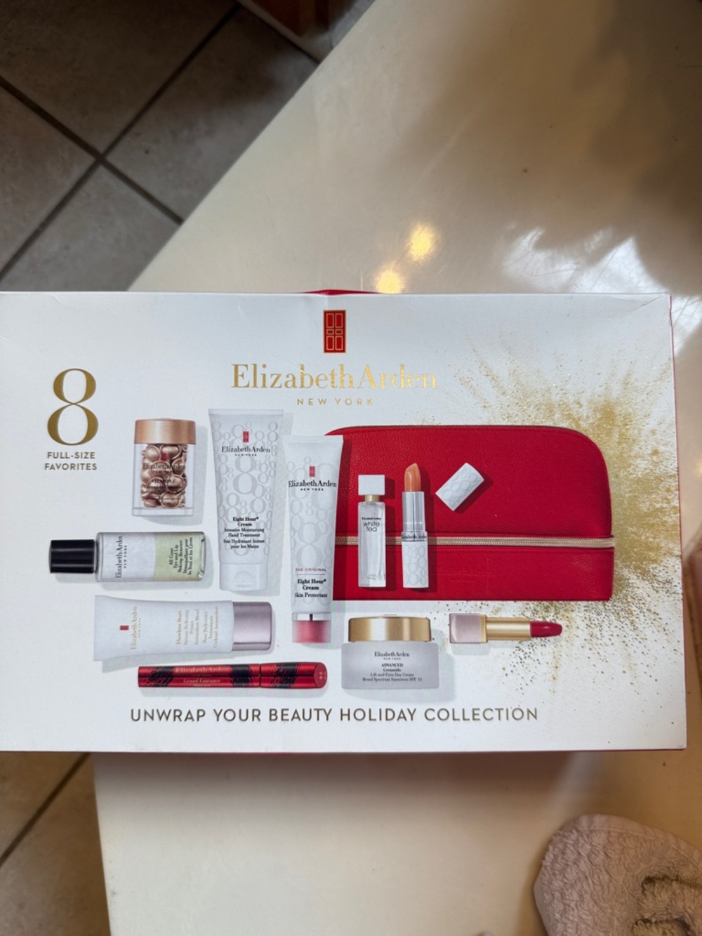 Elizabeth Arden Red Cosmetic Pouch Beauty Gift Set
